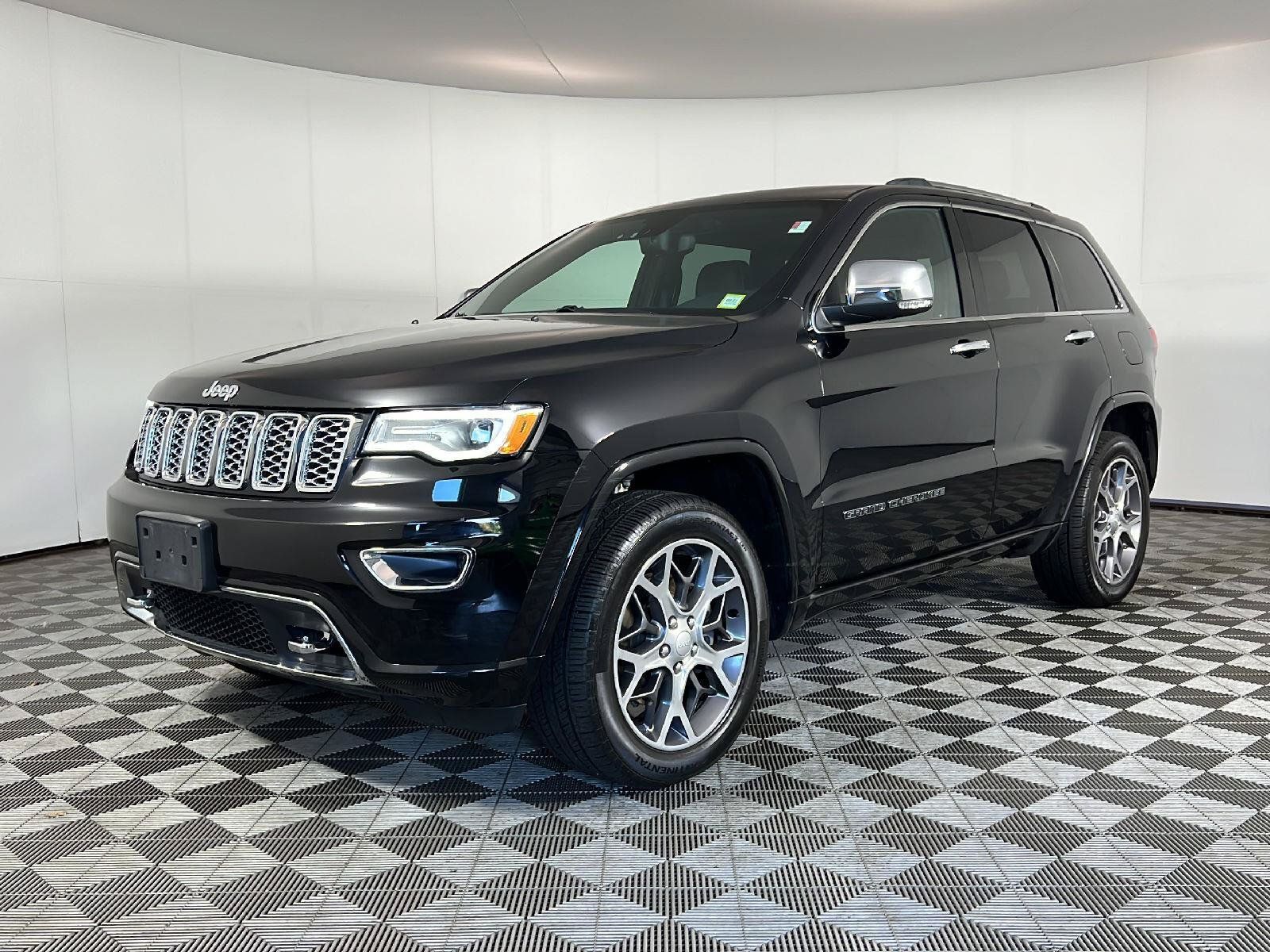 Used 2020 Jeep Grand Cherokee Overland AWD/4WD image 12