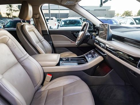 Certified 2023 Lincoln Aviator Reserve w/ Equipment Group 201A image 22