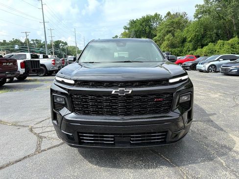 Used 2024 Chevrolet Traverse RS w/ LPO, Floor Liner Package image 5