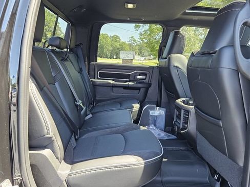 New 2026 RAM 3500 Laramie AWD/4WD image 15