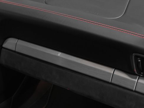 Certified 2018 Porsche 911 GT3 image 38