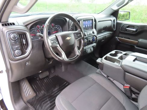 Used 2019 Chevrolet Silverado 1500 LT w/ All-Star Edition AWD/4WD image 4
