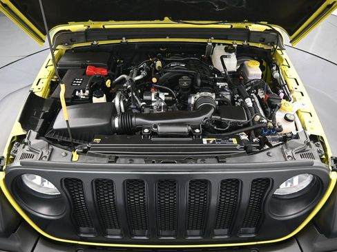 Used 2023 Jeep Wrangler Sport S image 13