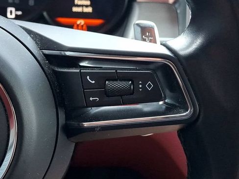 Certified 2023 Porsche Macan Turbo AWD/4WD image 28