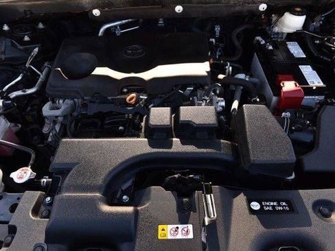 Used 2024 Toyota RAV4 LE image 22