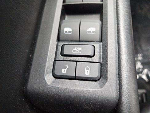 Used 2023 Jeep Grand Cherokee Limited image 64