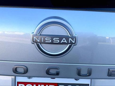 Certified 2024 Nissan Rogue SV image 29