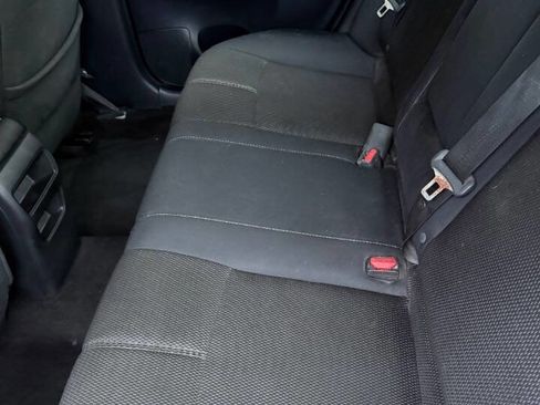 Used 2015 Nissan Sentra S image 19