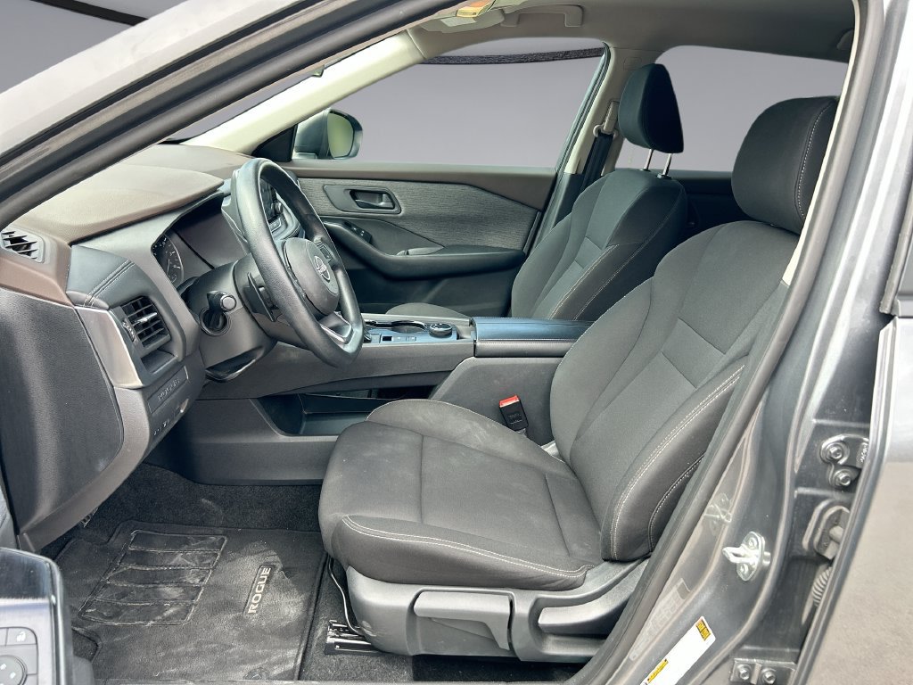 Used 2023 Nissan Rogue S AWD/4WD image 11