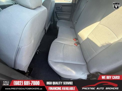 Used 2018 RAM 1500 Express RWD image 23
