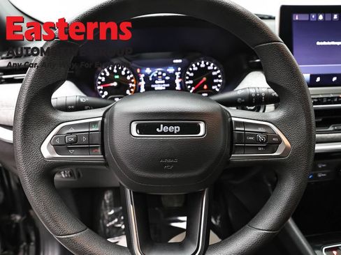 Used 2023 Jeep Compass Sport AWD/4WD image 10