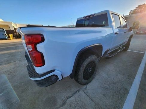 Used 2024 Chevrolet Silverado 2500 LT w/ Z71 Sport Edition image 4