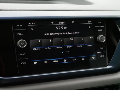 Certified 2022 Volkswagen Taos SE image 22