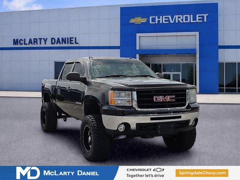 Used 2011 GMC Sierra 1500 SLE w/ Power Tech Package AWD/4WD image 1