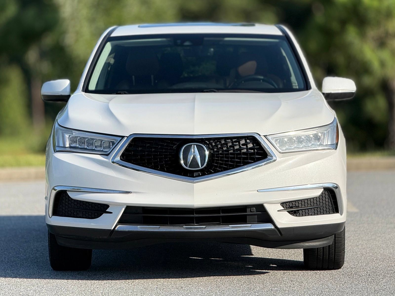 Used 2020 Acura MDX w/ Technology Package FWD image 2