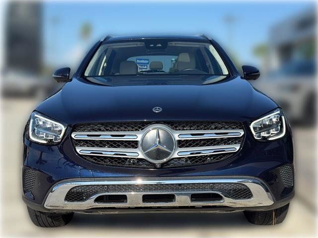 Used 2022 Mercedes-Benz GLC 300 image 2