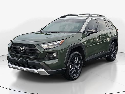 Used 2024 Toyota RAV4 Adventure w/ Convenience Package AWD/4WD image 11