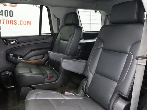 Used 2018 Chevrolet Tahoe Premier AWD/4WD image 16