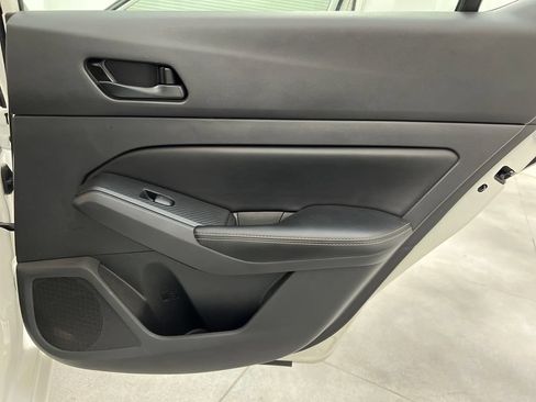 Used 2025 Nissan Altima 2.5 SV FWD image 23
