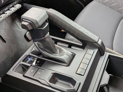 Used 2024 Toyota Tacoma SR image 11