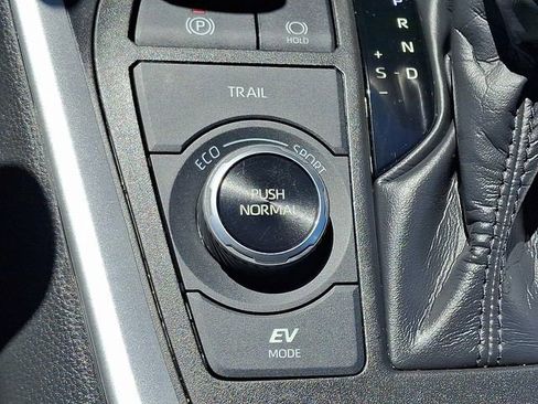 Used 2023 Toyota RAV4 XLE w/ Convenience Package AWD/4WD image 23