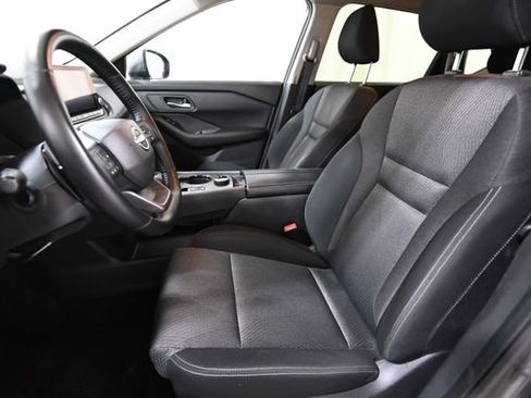 Used 2025 Nissan Rogue SV AWD/4WD image 7