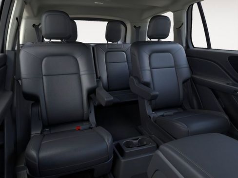 New 2026 Lincoln Aviator 2WD image 11