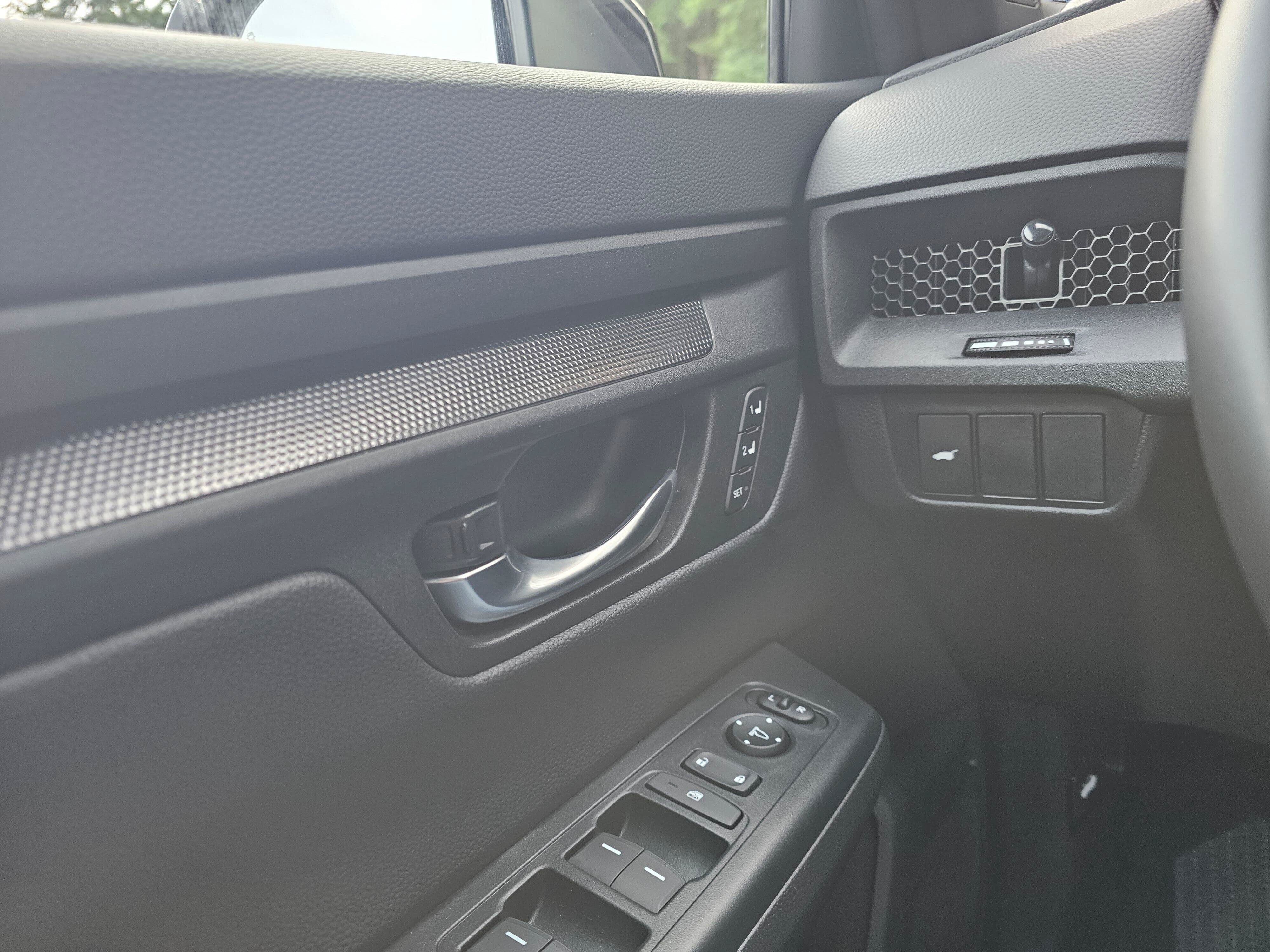 Used 2026 Honda CR-V Sport-L image 31