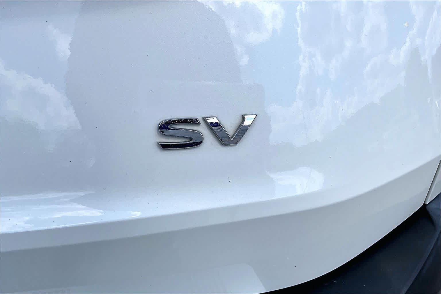 Used 2022 Nissan Rogue SV FWD image 10