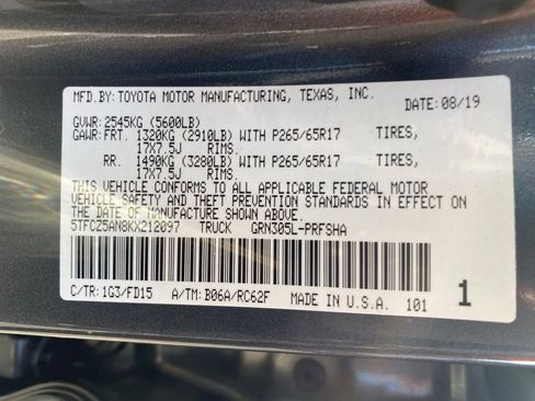 Used 2019 Toyota Tacoma TRD Sport AWD/4WD image 19