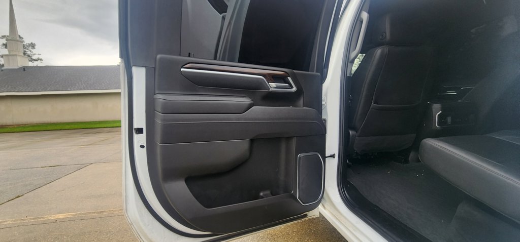 Used 2025 GMC Sierra 3500 SLT w/ SLT Convenience Package AWD/4WD image 20
