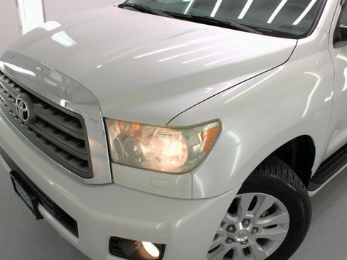 Used 2008 Toyota Sequoia Platinum image 17