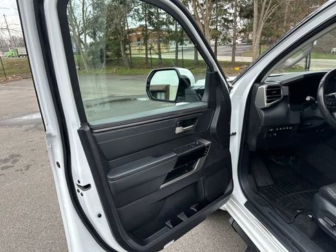 Used 2023 Toyota Tundra Limited image 35