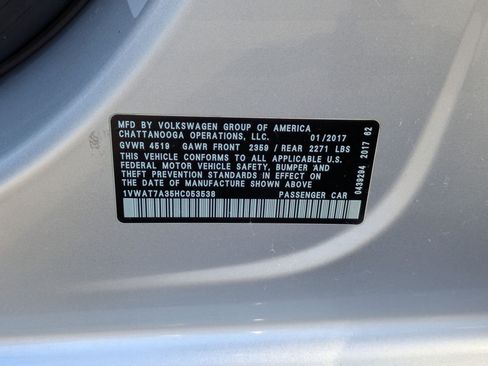 Used 2017 Volkswagen Passat 1.8T S FWD image 32
