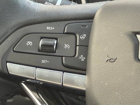 Used 2022 Cadillac XT6 Premium Luxury w/ Technology Package AWD/4WD image 21