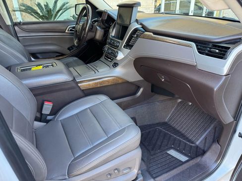 Used 2019 GMC Yukon XL Denali w/ Denali Ultimate Package image 35