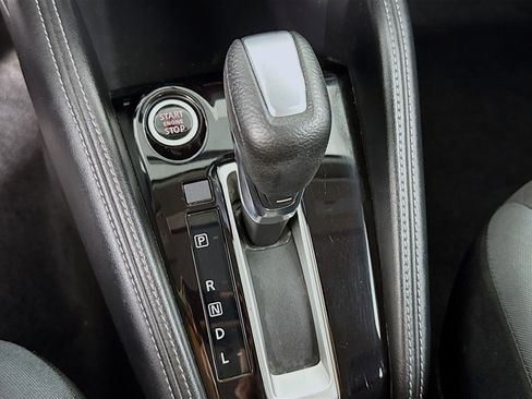 Used 2019 Nissan Kicks SV image 19