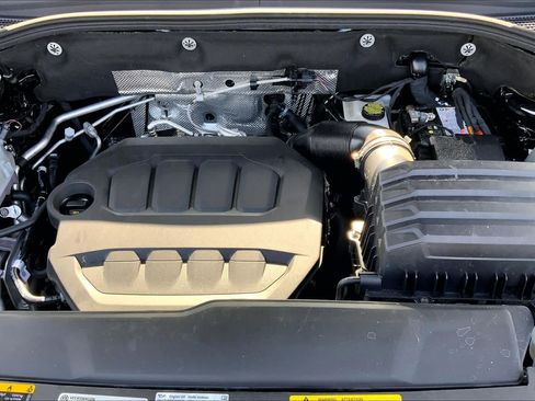 Used 2026 Volkswagen Atlas SE FWD image 32