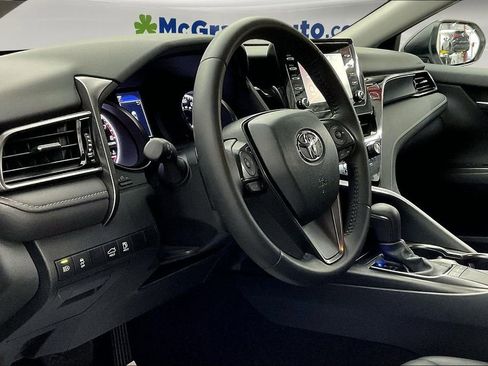 Used 2024 Toyota Camry SE image 17