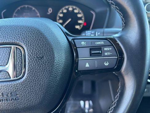 Certified 2022 Honda Civic EX image 28