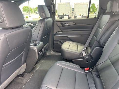 New 2026 Chevrolet Traverse LT w/ Midnight/Sport Edition FWD image 28