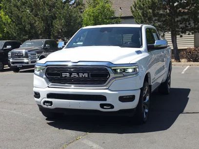 Used 2022 RAM 1500 Limited w/ Body-Colour Bumper Group