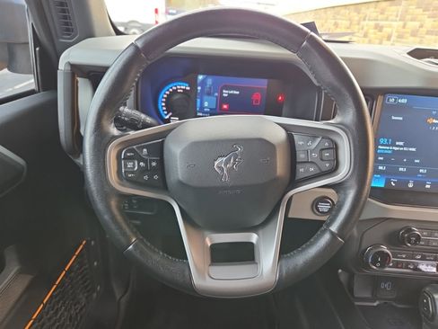 Used 2022 Ford Bronco Badlands w/ Sasquatch Package image 29