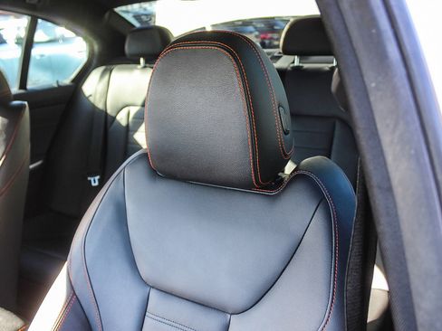 Used 2019 BMW 330i Sedan w/ Premium Package image 25