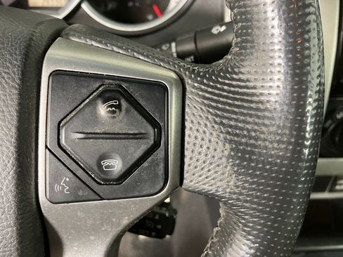 Used 2014 Toyota Tacoma 4x4 Double Cab image 18