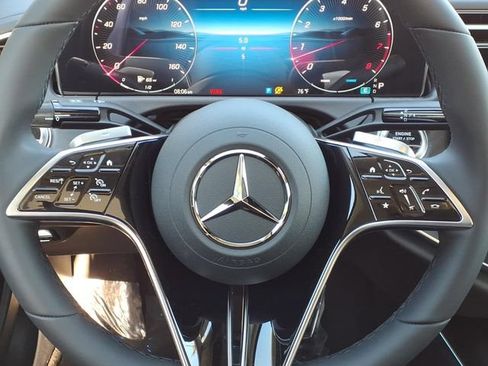 New 2026 Mercedes-Benz E 350 4MATIC Sedan image 8