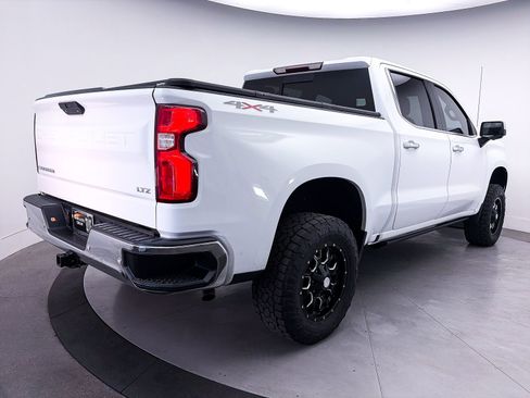 Used 2021 Chevrolet Silverado 1500 LTZ w/ LTZ Convenience Package II AWD/4WD image 13
