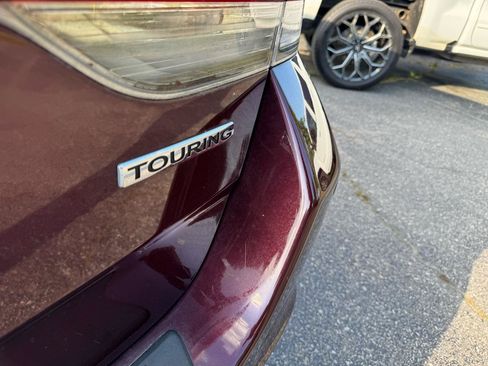 Used 2010 Honda Odyssey Touring image 8
