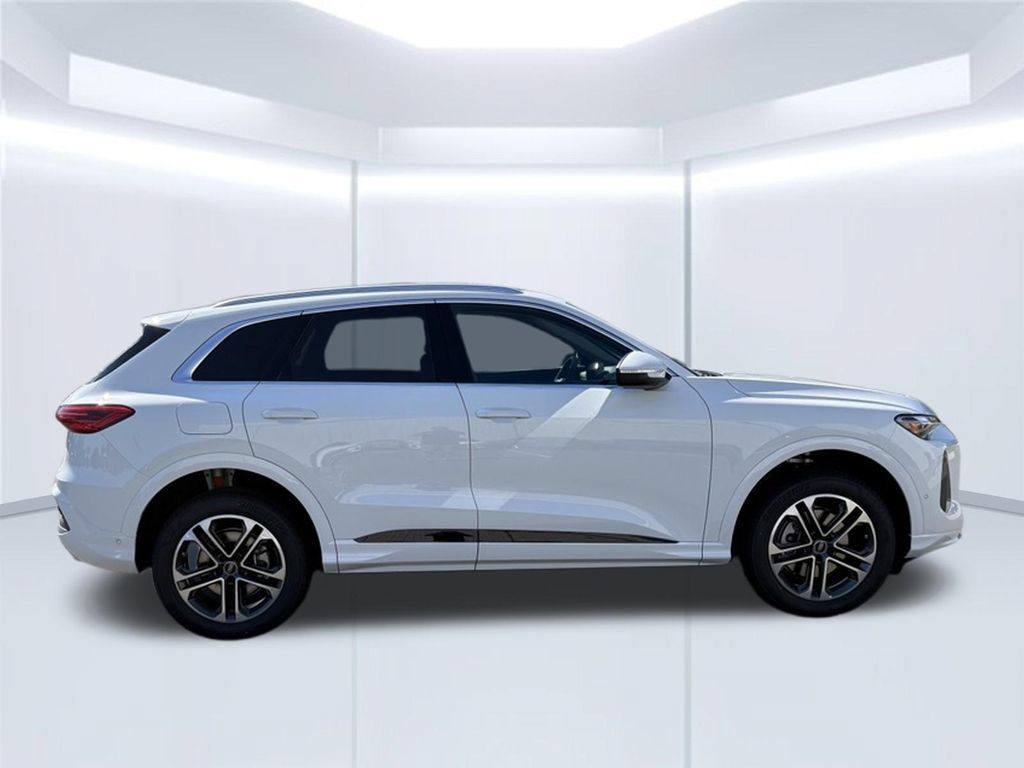 New 2026 Audi Q5 Premium AWD/4WD image 9