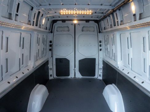 New 2026 Mercedes-Benz Sprinter 2500 image 10